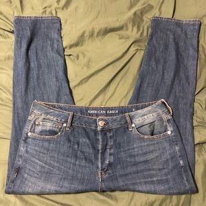 AE TOMGIRL JEAN